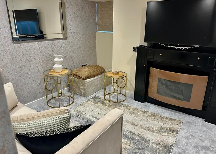 Oasis Boutique New Luxury Apartment ,Central Location