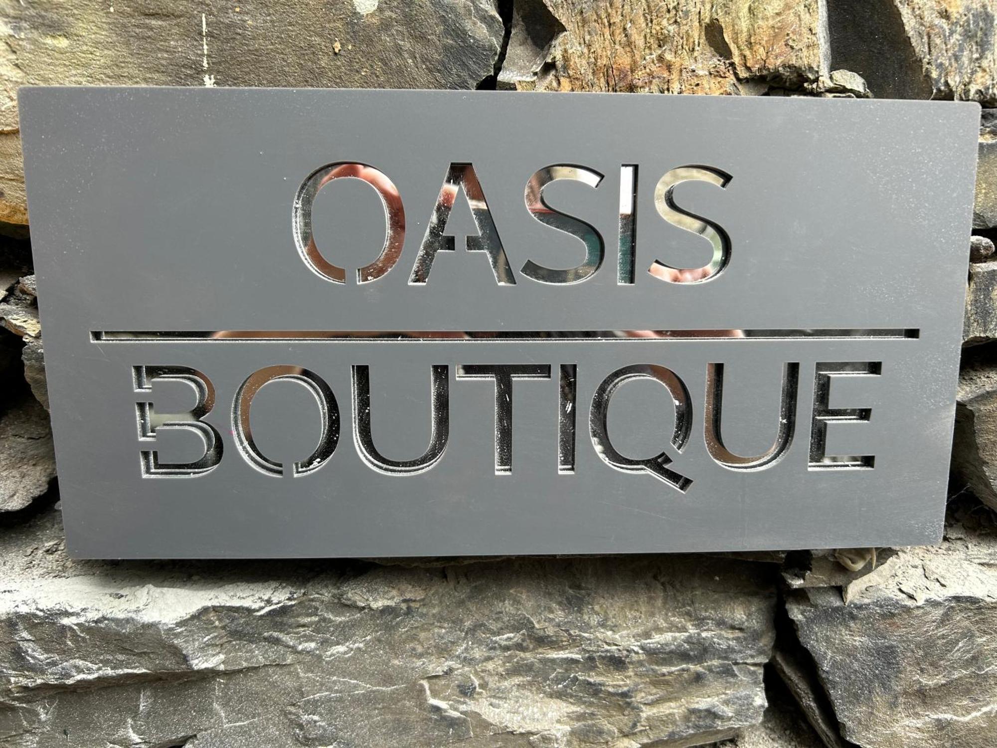 Oasis Boutique New Luxury ,central Location Apartment *